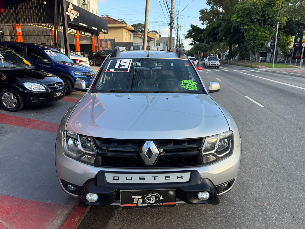 Renault Duster Oroch Prata