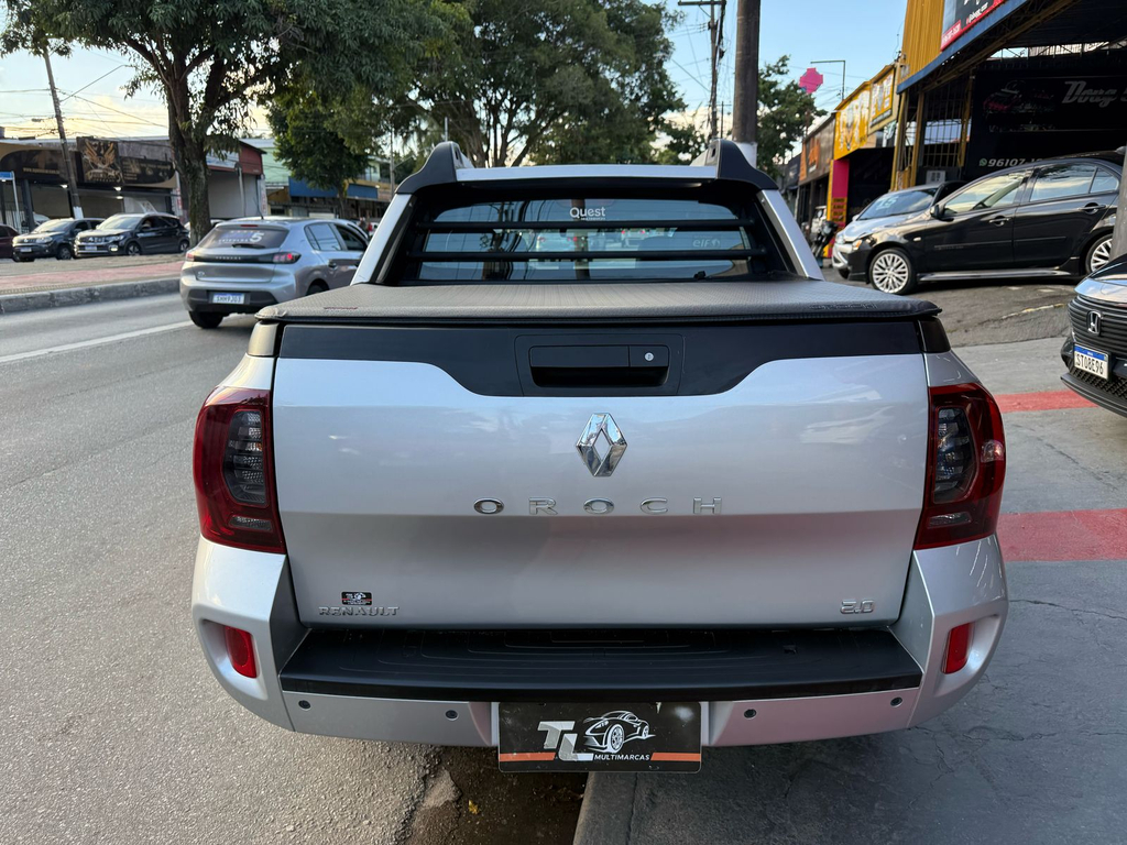 Renault Duster Oroch Prata