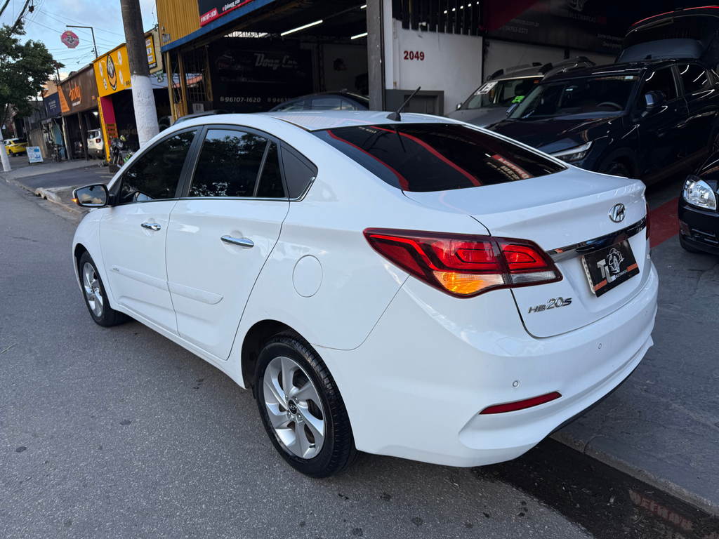 Hyundai HB20S Branco