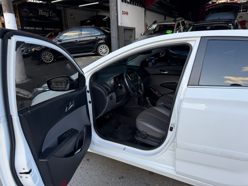 Hyundai HB20S Branco