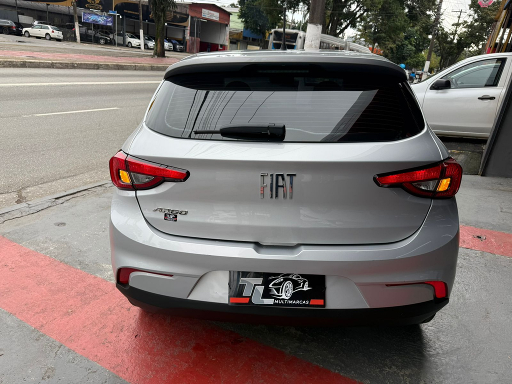 Fiat Argo Prata