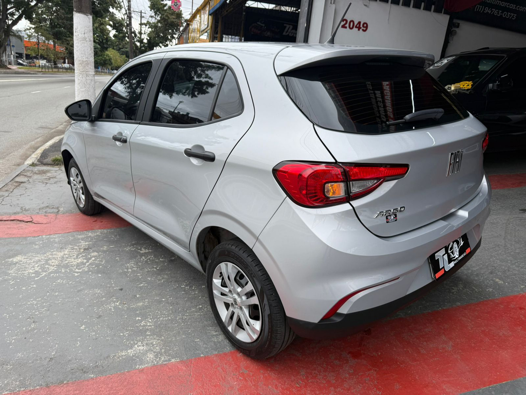 Fiat Argo Prata