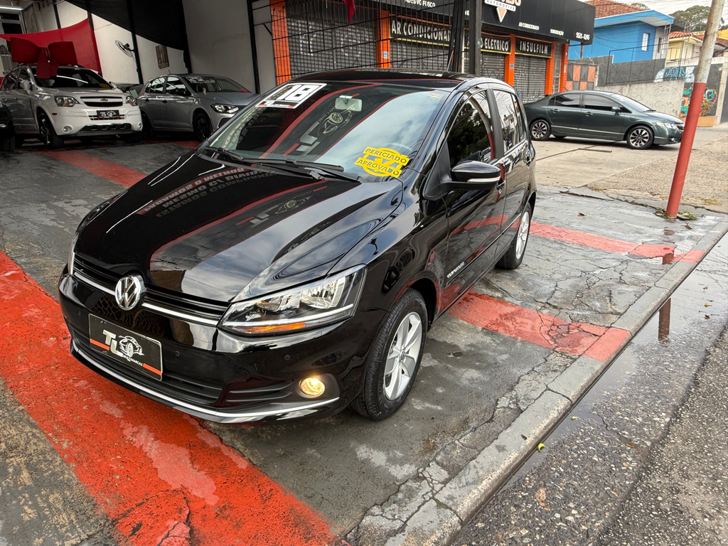 Volkswagen Fox Preto