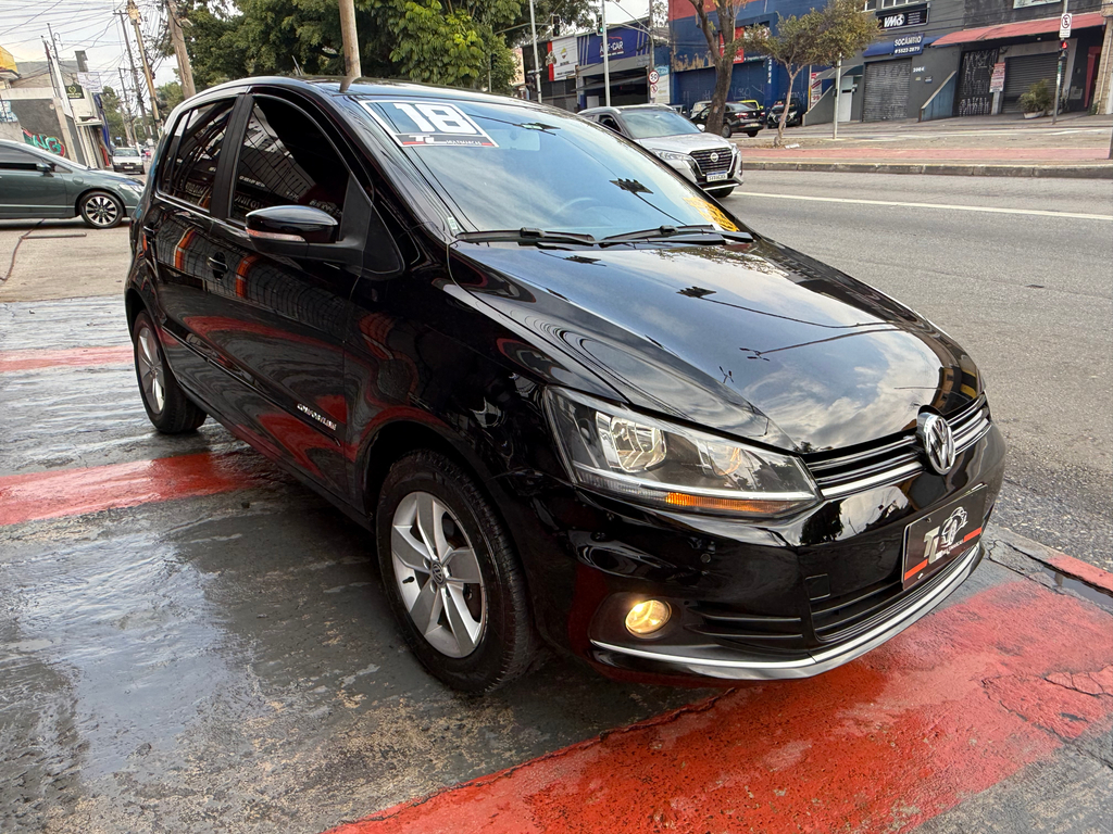 Volkswagen Fox Preto