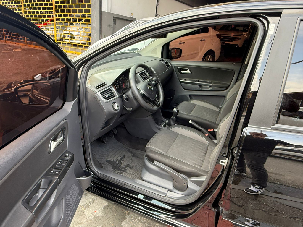 Volkswagen Fox Preto