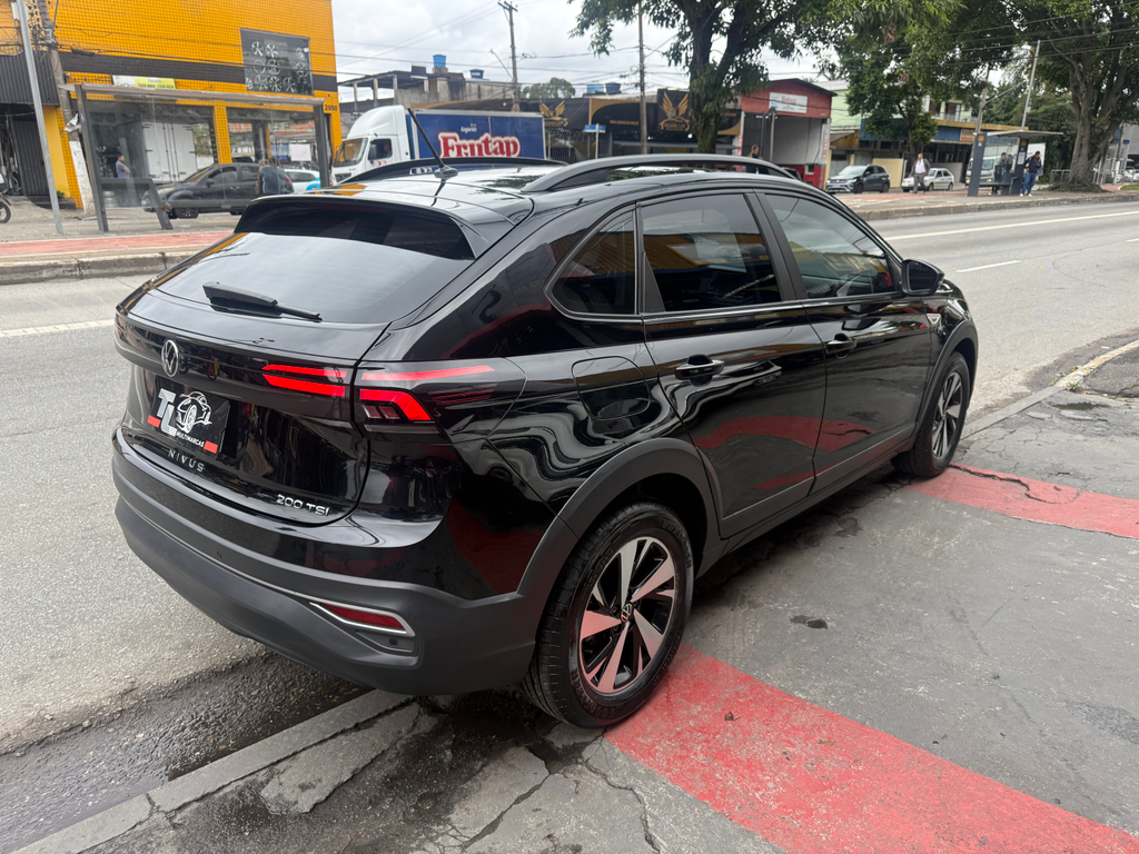 Volkswagen Nivus Preto