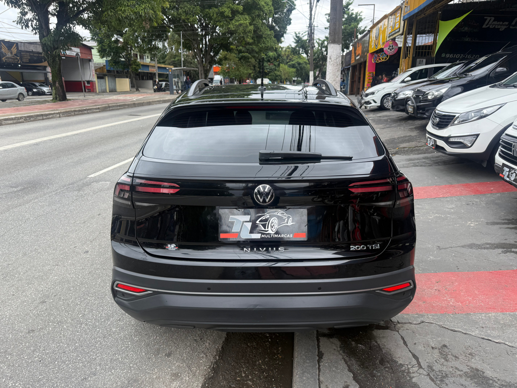 Volkswagen Nivus Preto