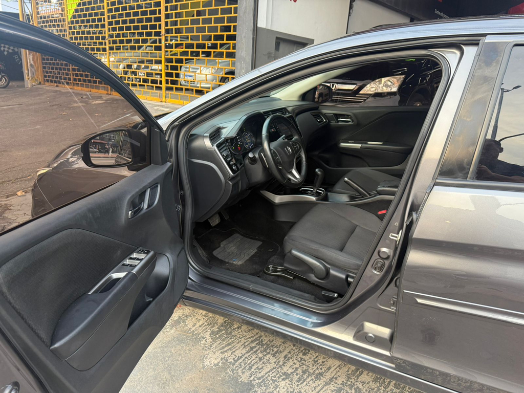 Honda City Cinza