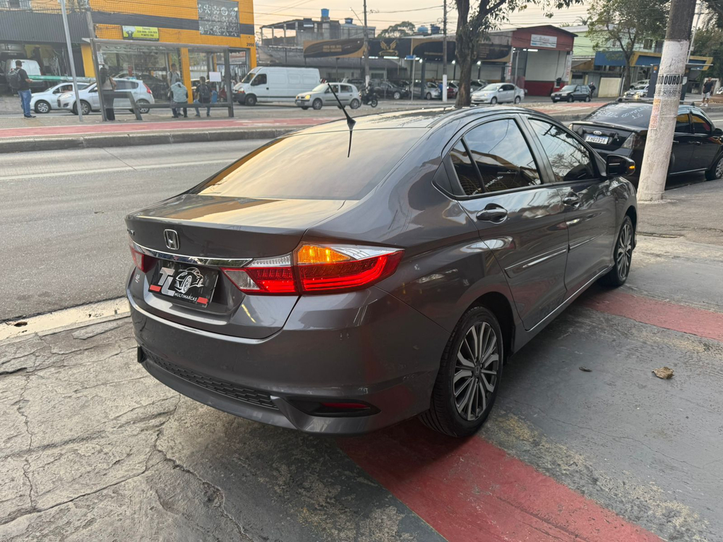 Honda City Cinza