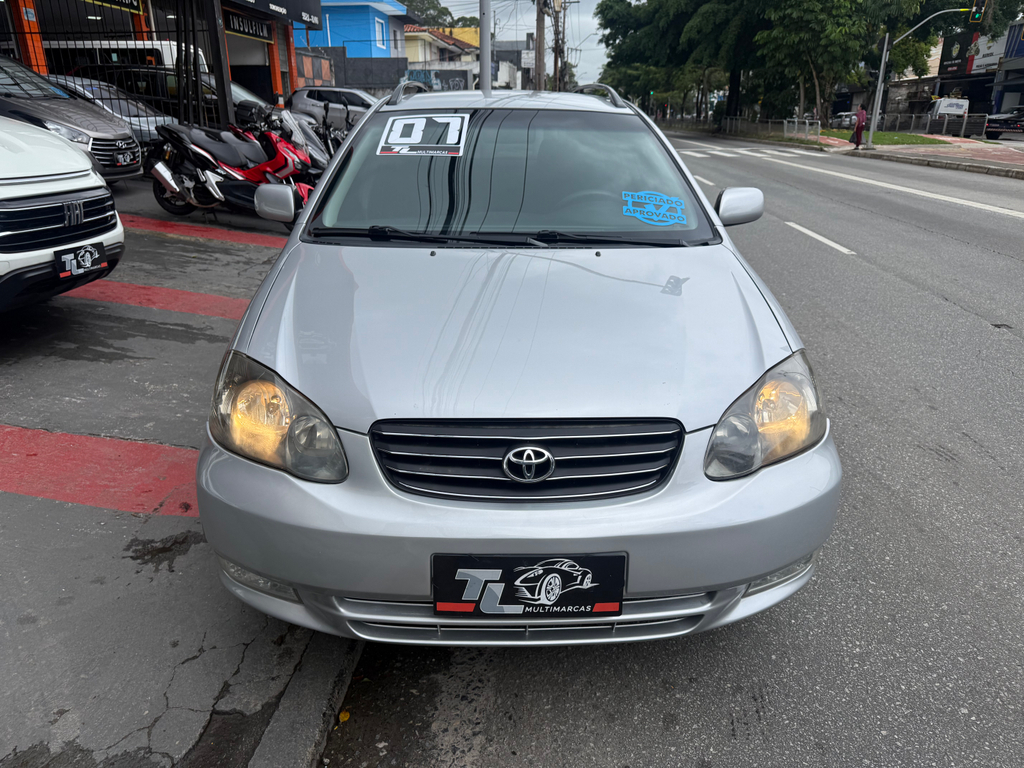 Toyota Fielder Prata