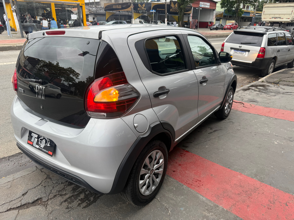 Fiat Mobi Prata