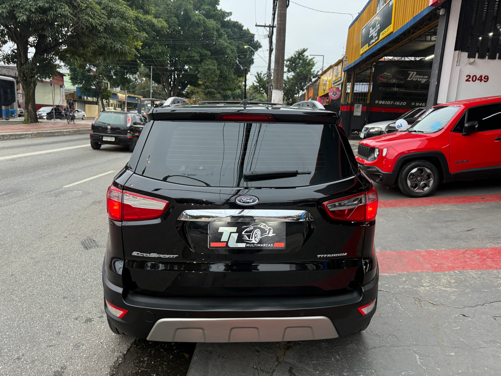 Ford EcoSport Preto