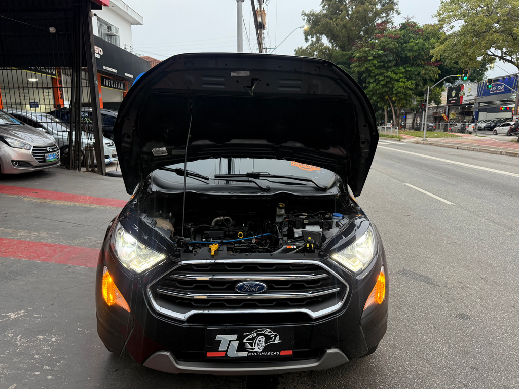 Ford EcoSport Preto