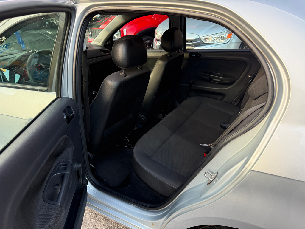 Volkswagen Gol Prata