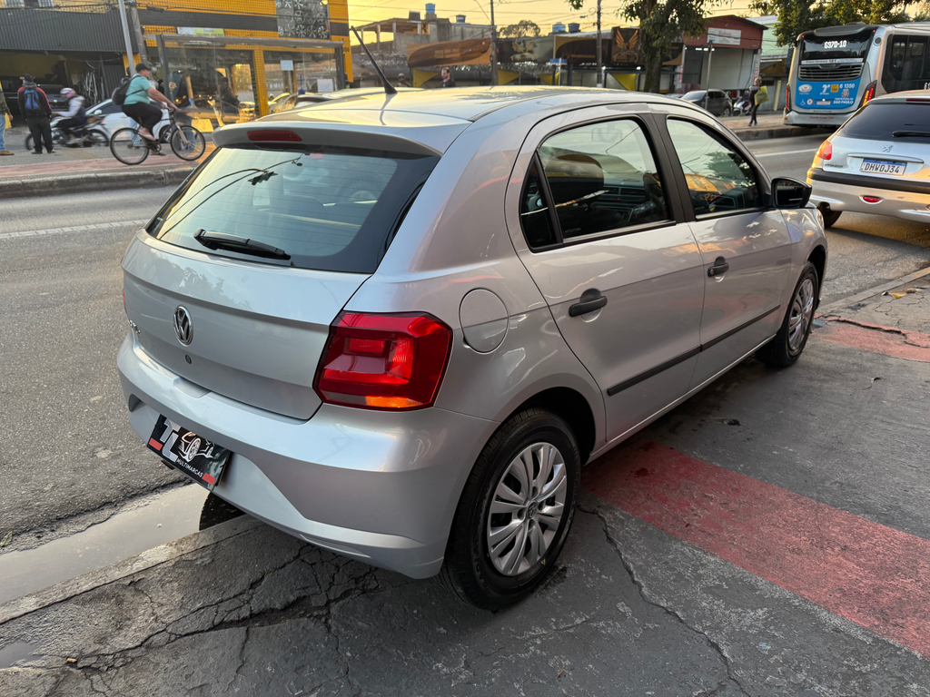 Volkswagen Gol Prata
