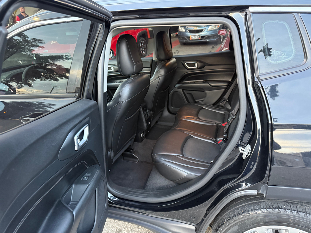 Jeep Compass Preto