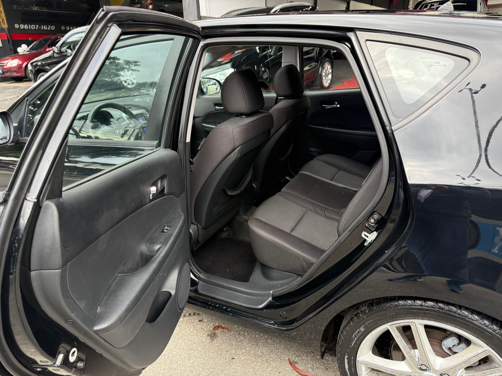 Hyundai i30 Preto