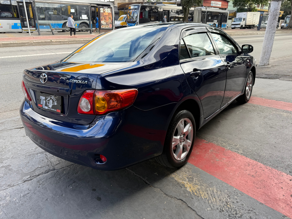 Toyota Corolla Azul