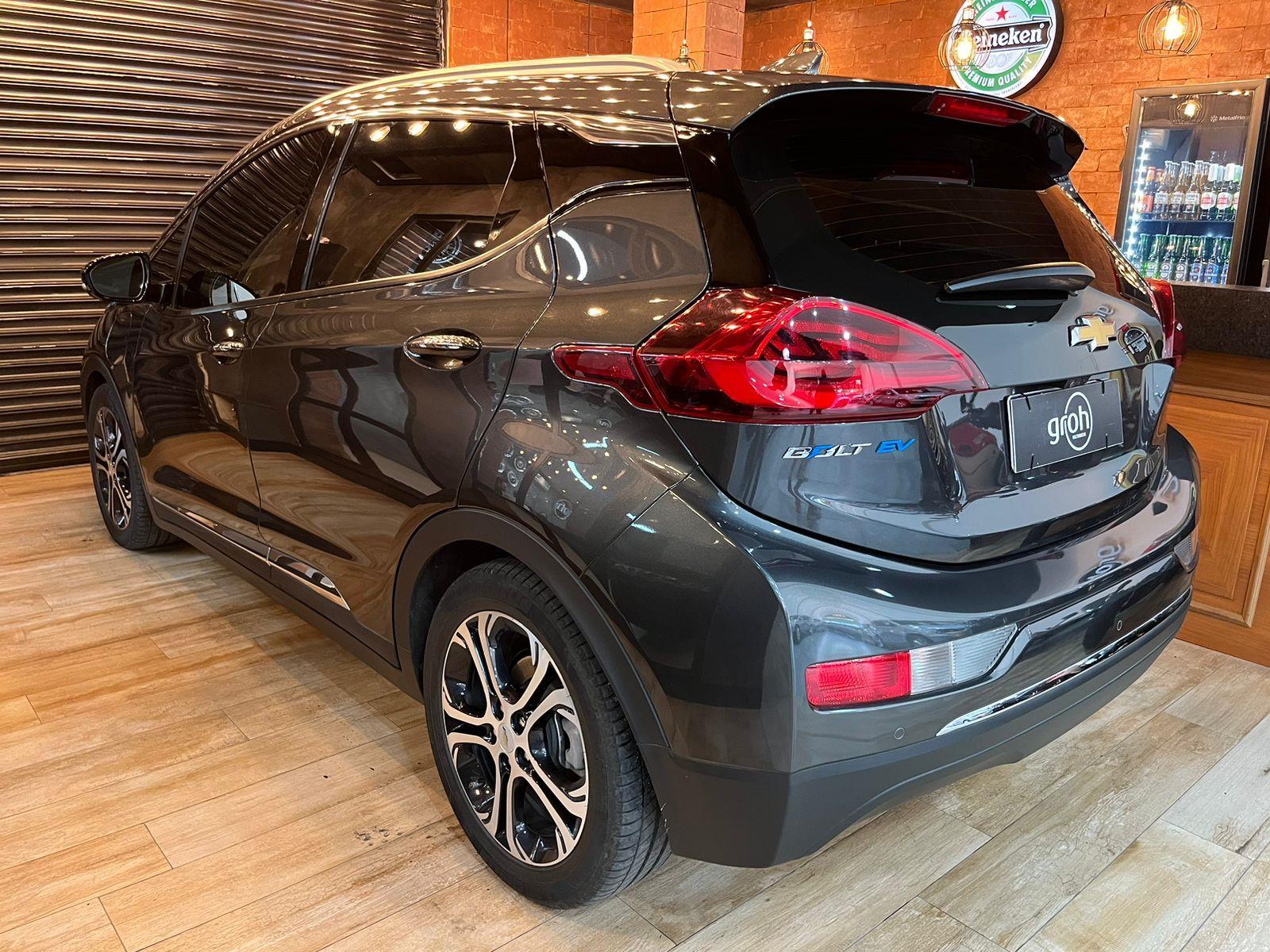 Chevrolet BOLT Cinza