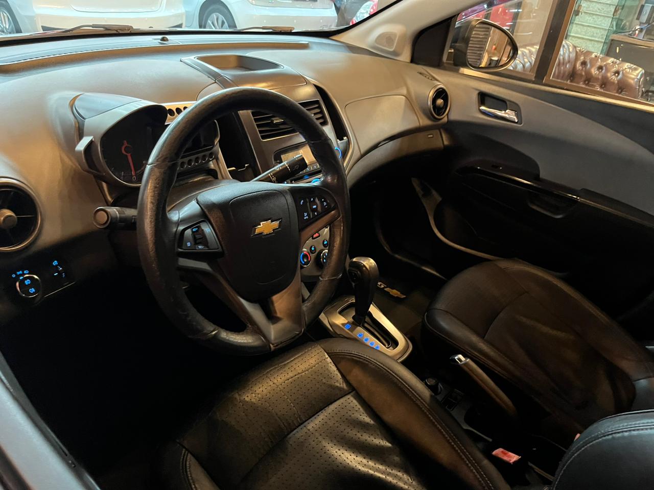 Chevrolet Sonic Sedan Preto