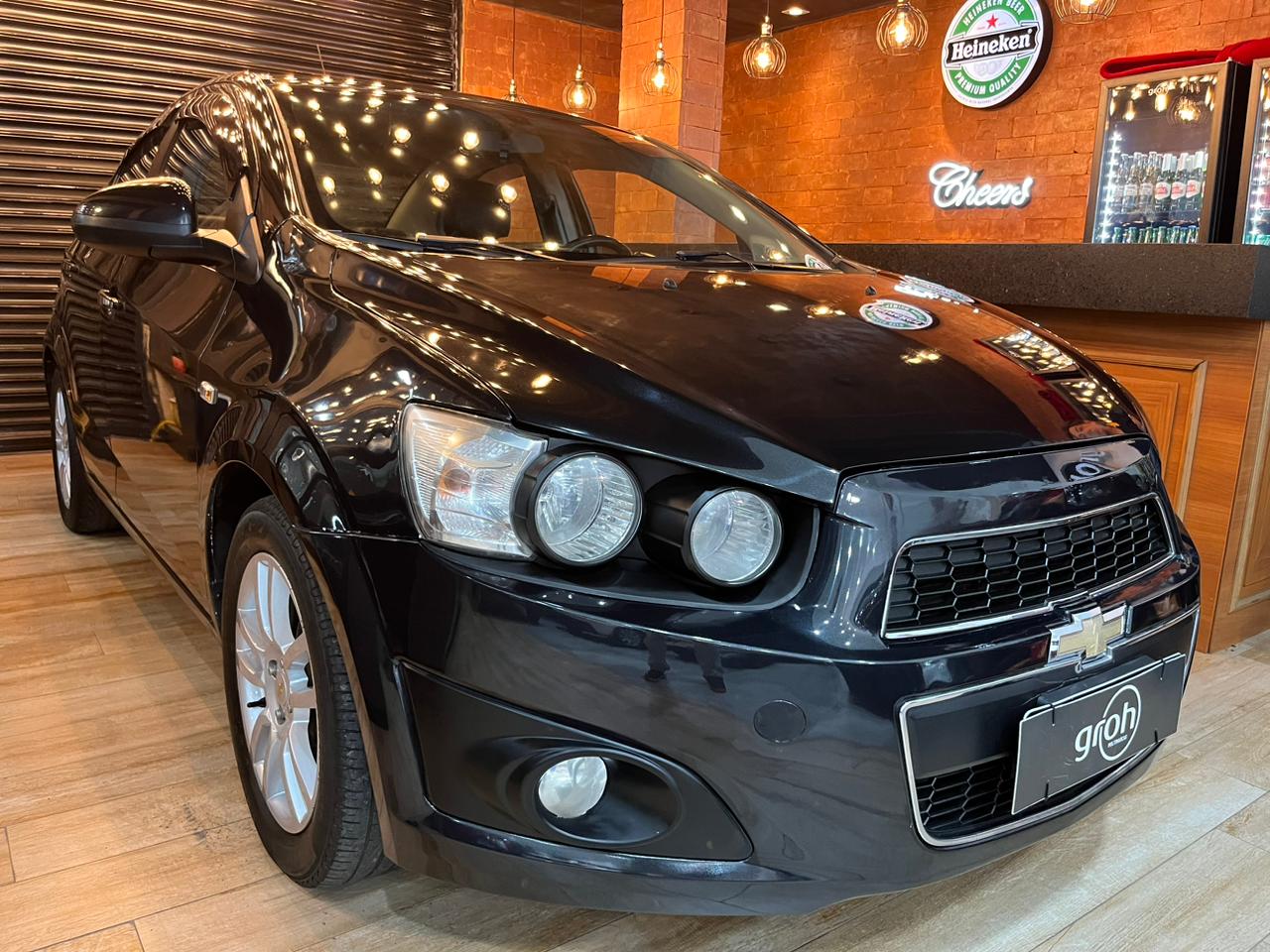 Chevrolet Sonic Sedan Preto