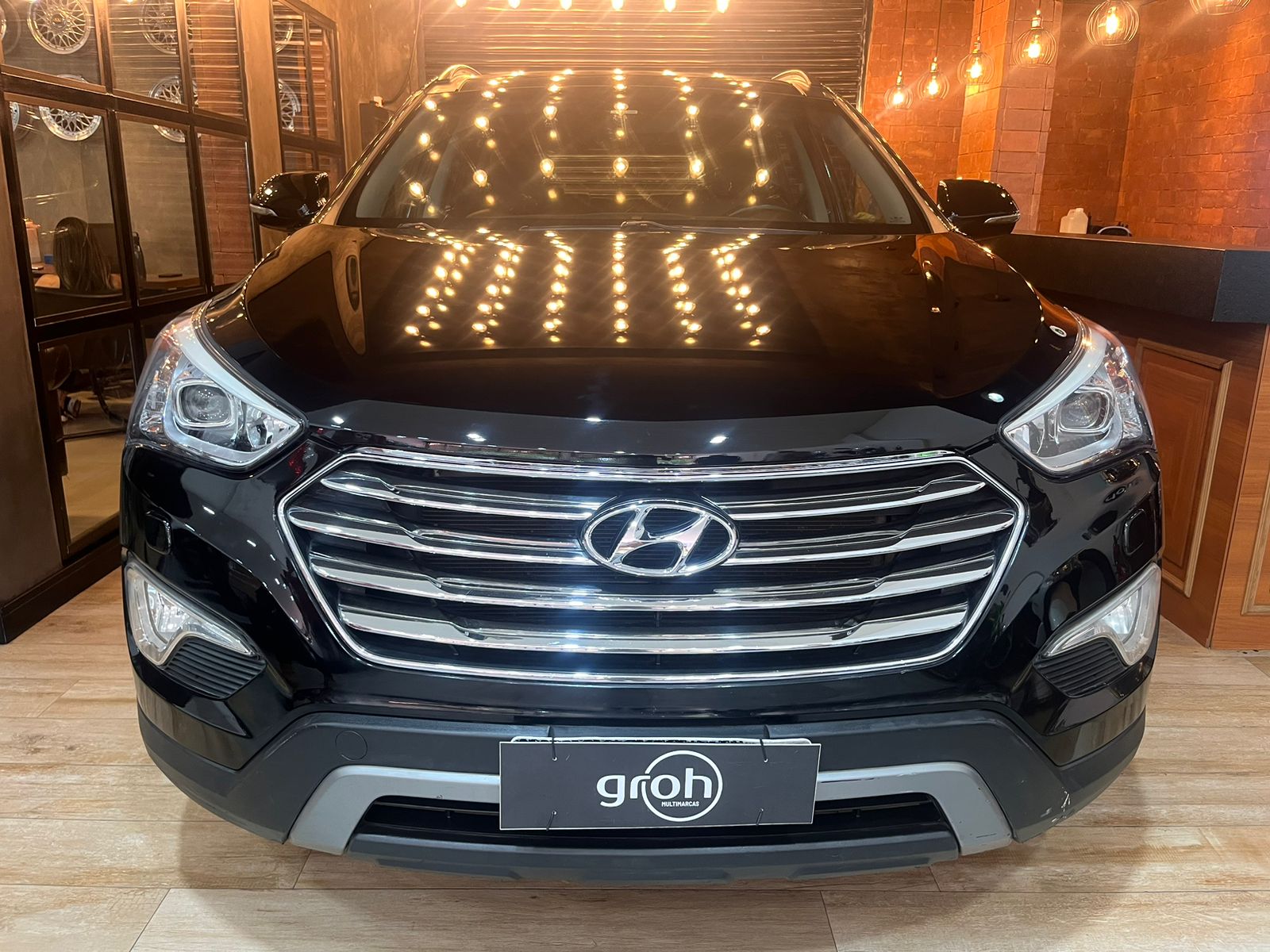 Hyundai Grand Santa Fé Preto