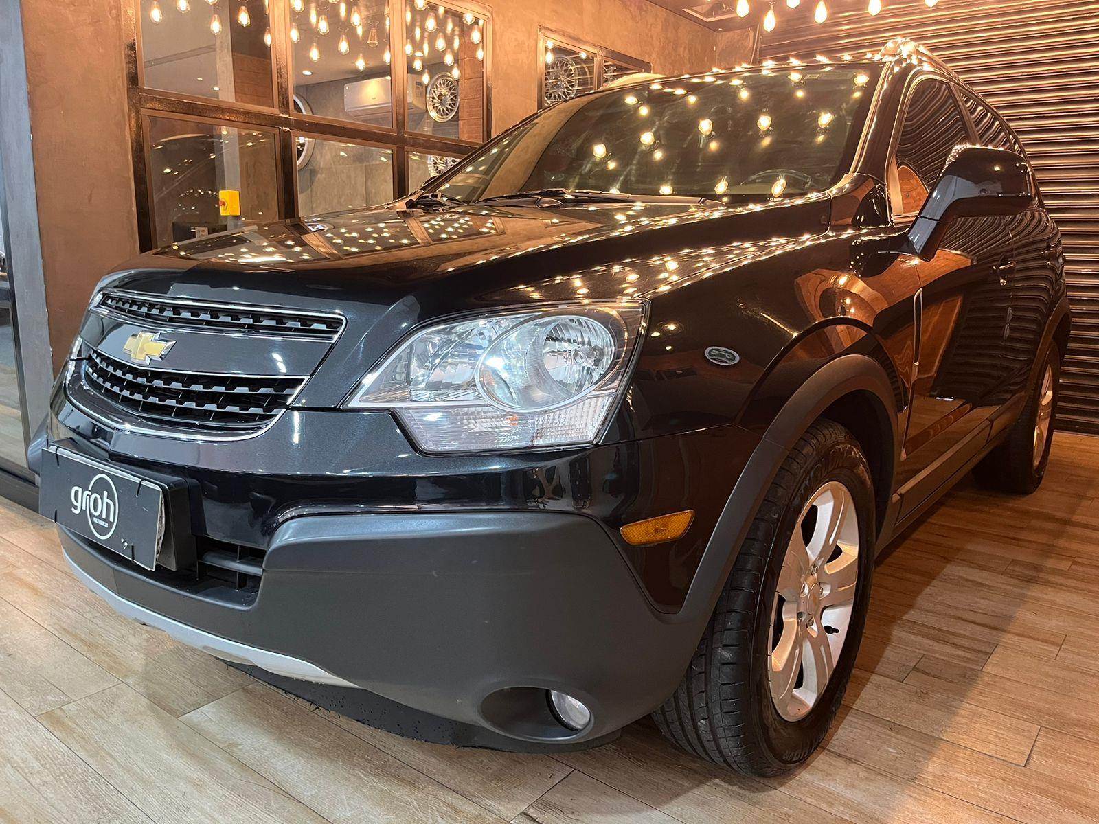 Chevrolet Captiva Preto