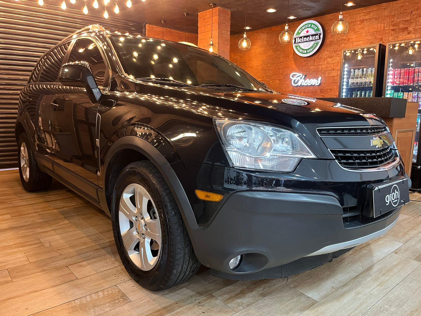 Chevrolet Captiva Preto