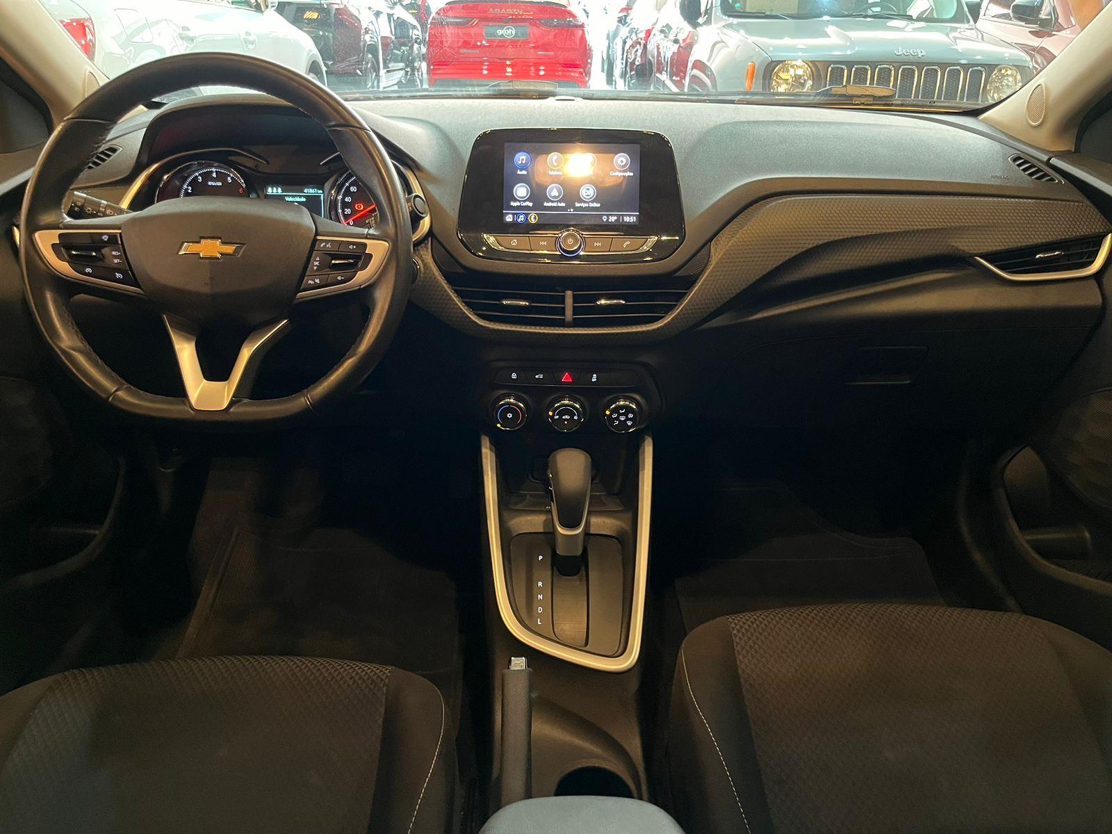 Chevrolet Onix Preto