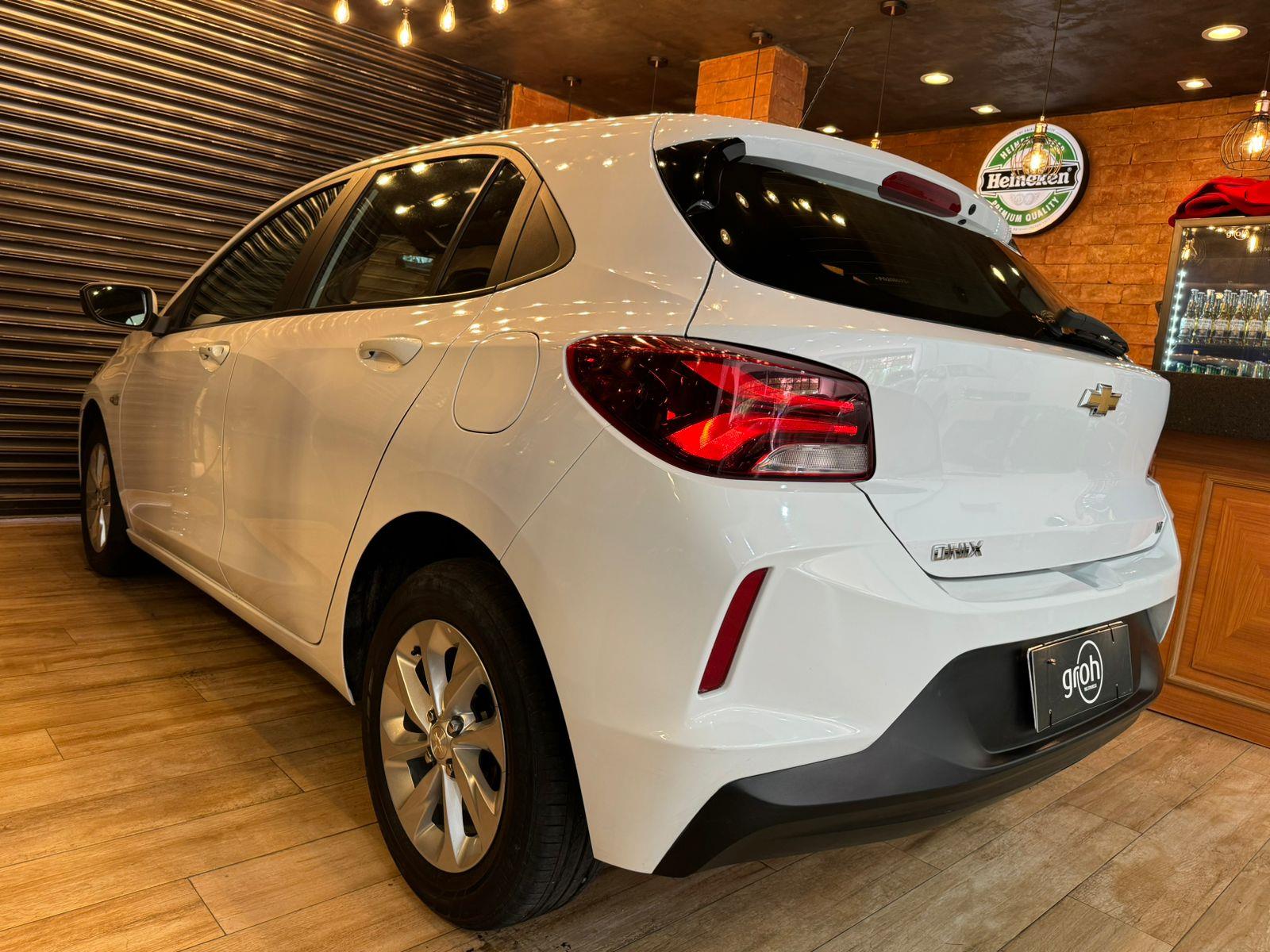 Chevrolet Onix Branco