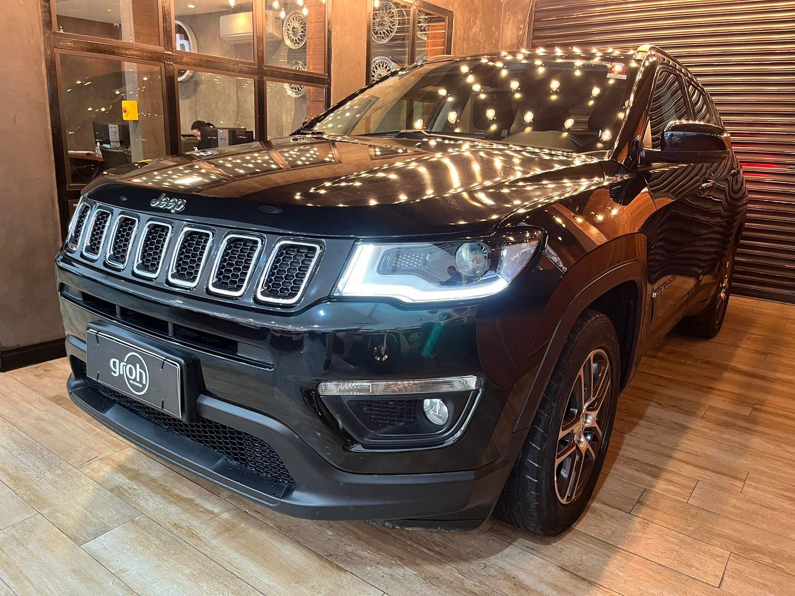 Jeep Compass Preto