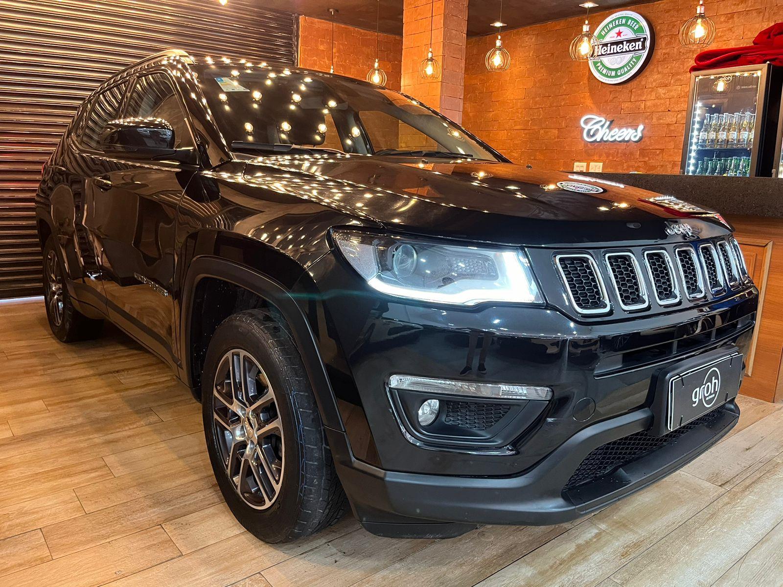 Jeep Compass Preto