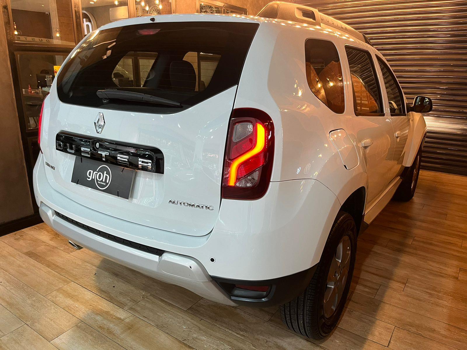 Renault Duster Branco