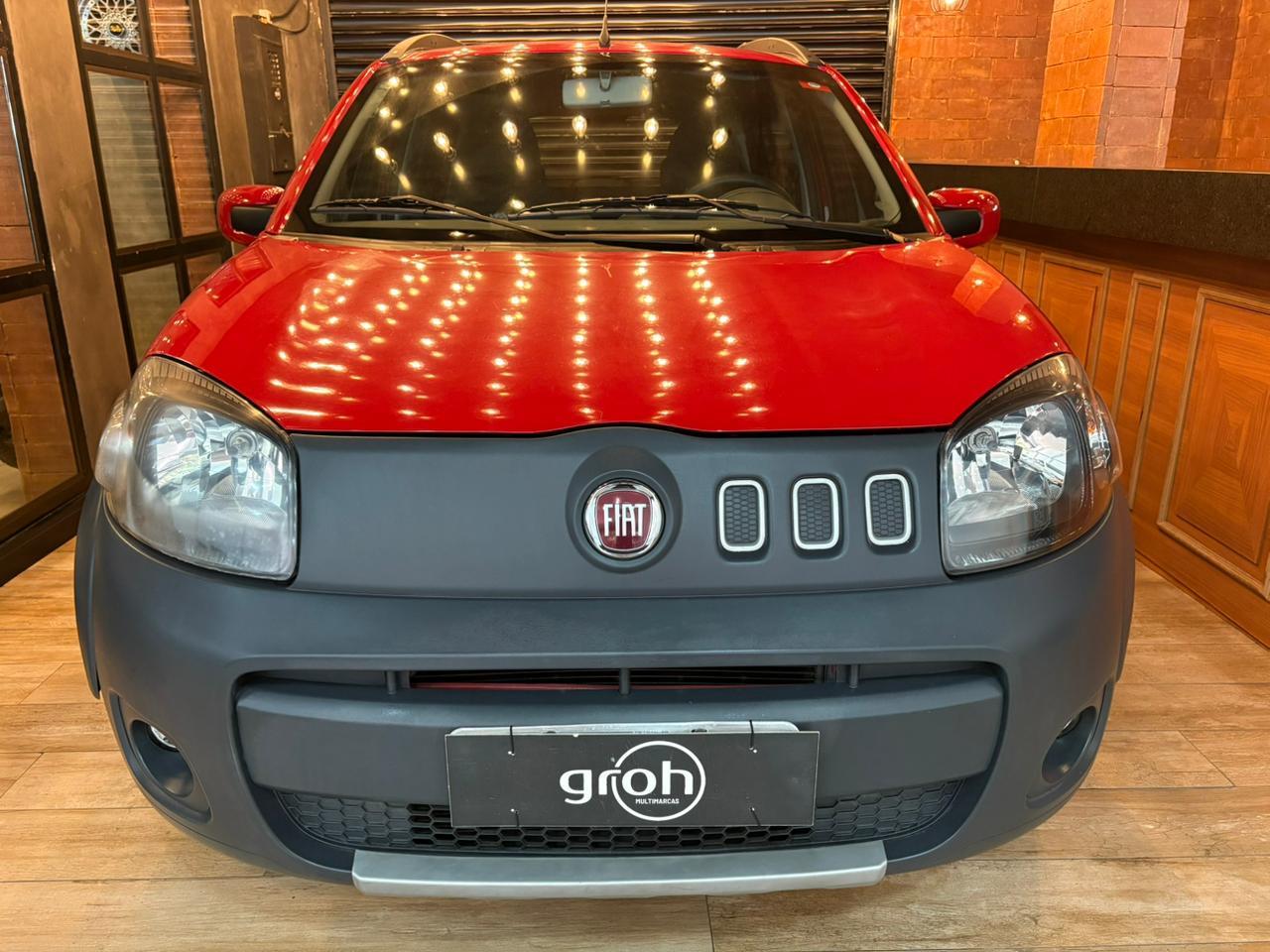 Fiat Uno Vermelho