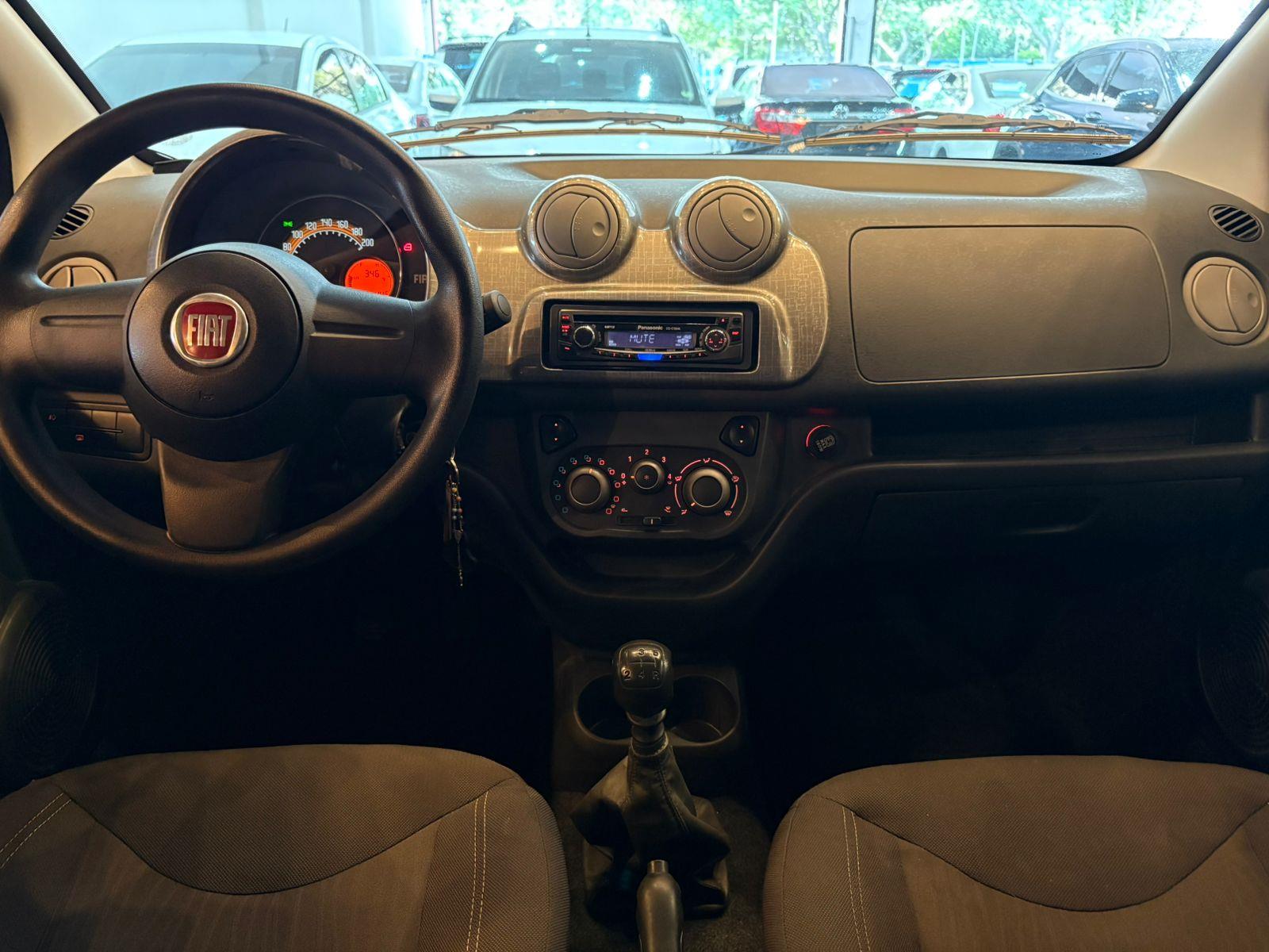 Fiat Uno Vermelho