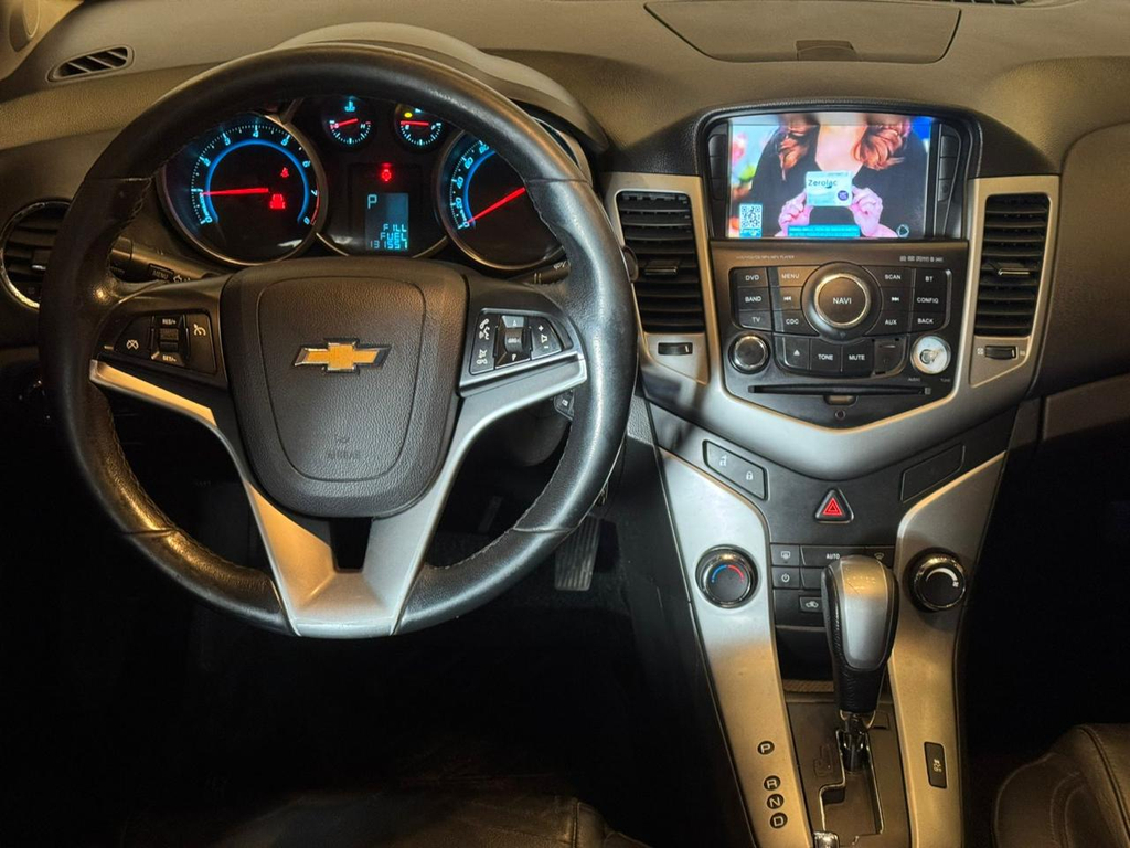 Chevrolet Cruze Sedan Preto