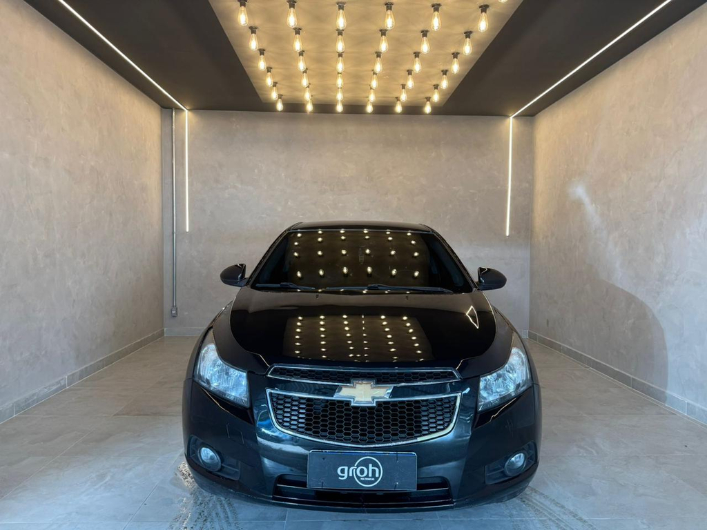 Chevrolet Cruze Sedan Preto
