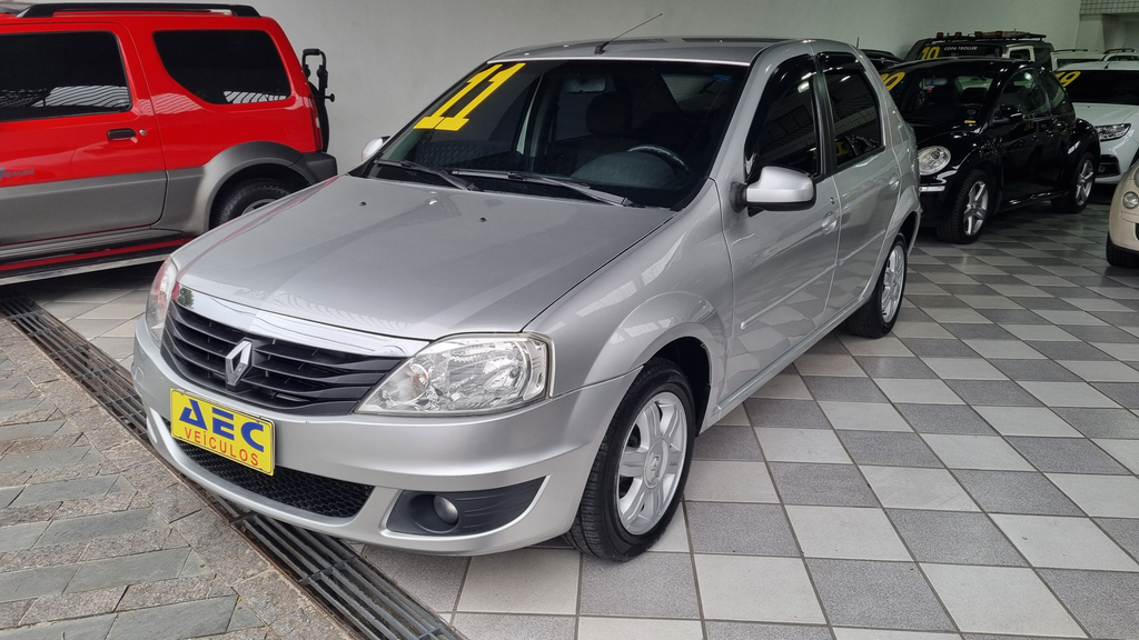 Renault Logan