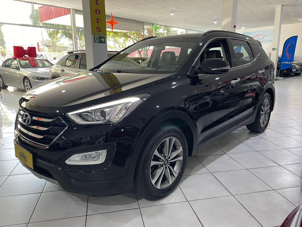 Hyundai Santa Fe Preto