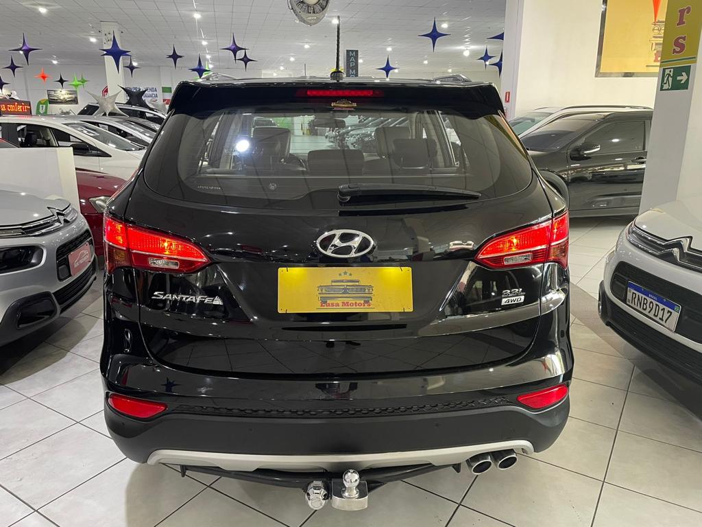 Hyundai Santa Fe Preto