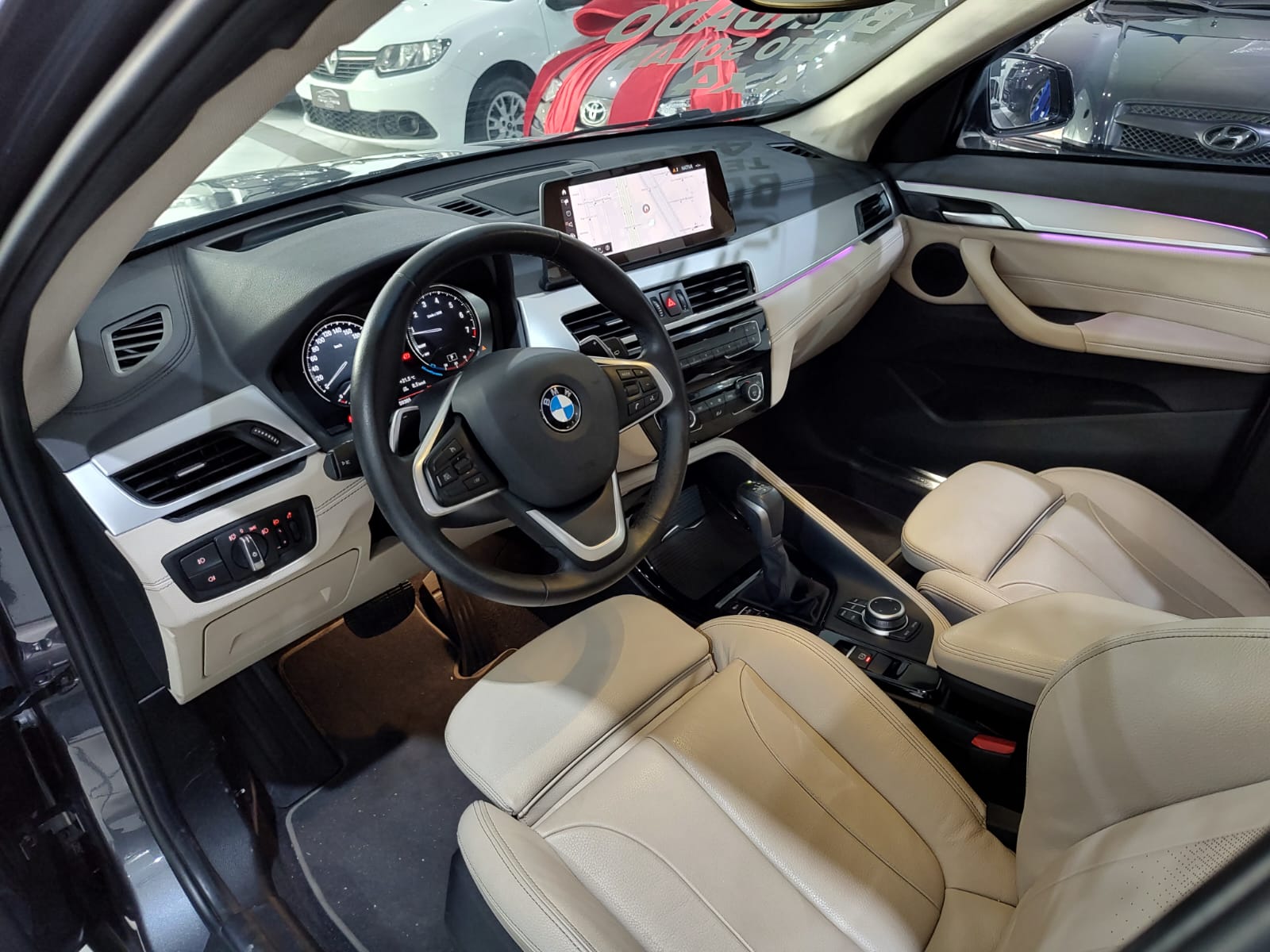 BMW X1 Cinza