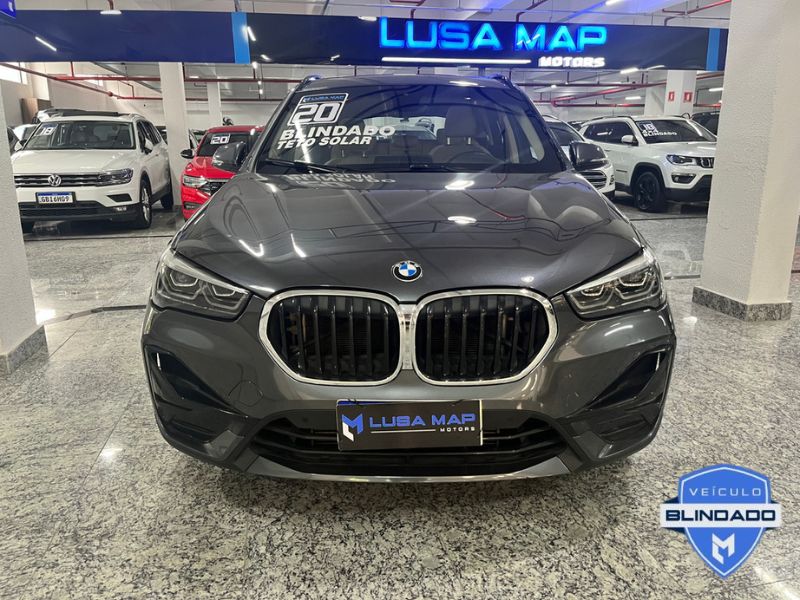 BMW X1 Cinza