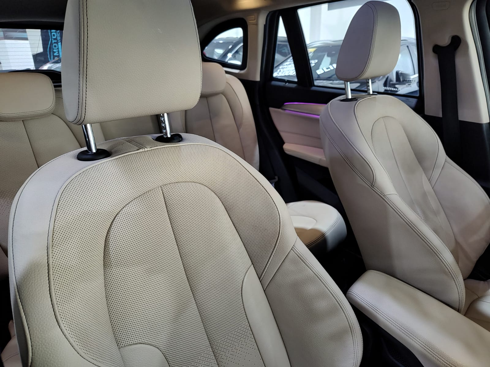 BMW X1 Cinza