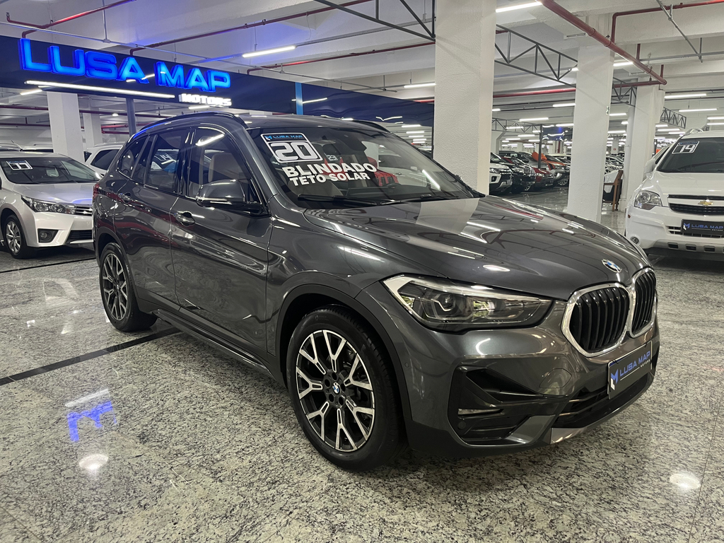 BMW X1 Cinza