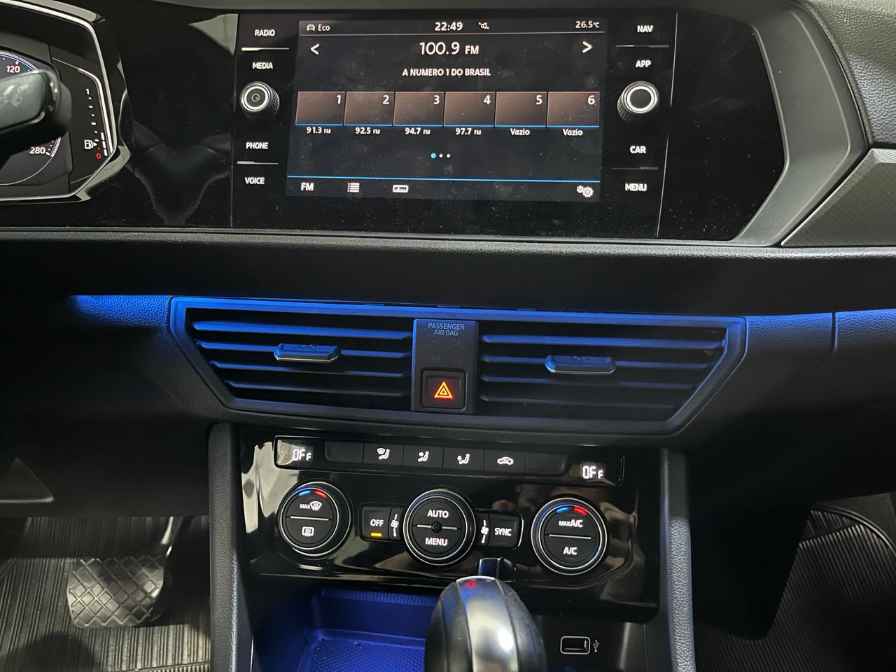 Volkswagen Jetta Vermelho
