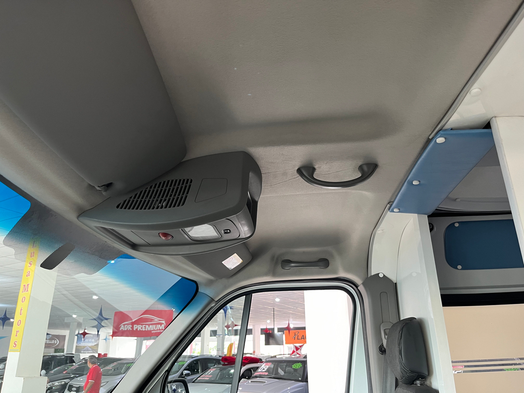 Renault Master Branco