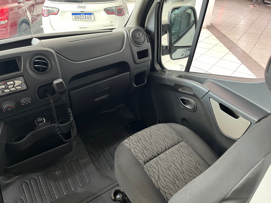 Renault Master Branco