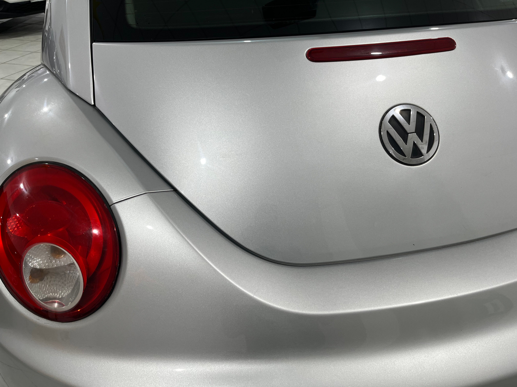 Volkswagen New Beetle Prata