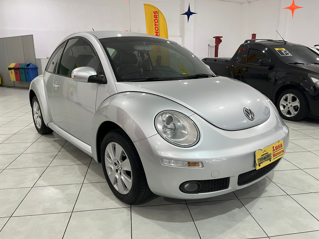 Volkswagen New Beetle Prata