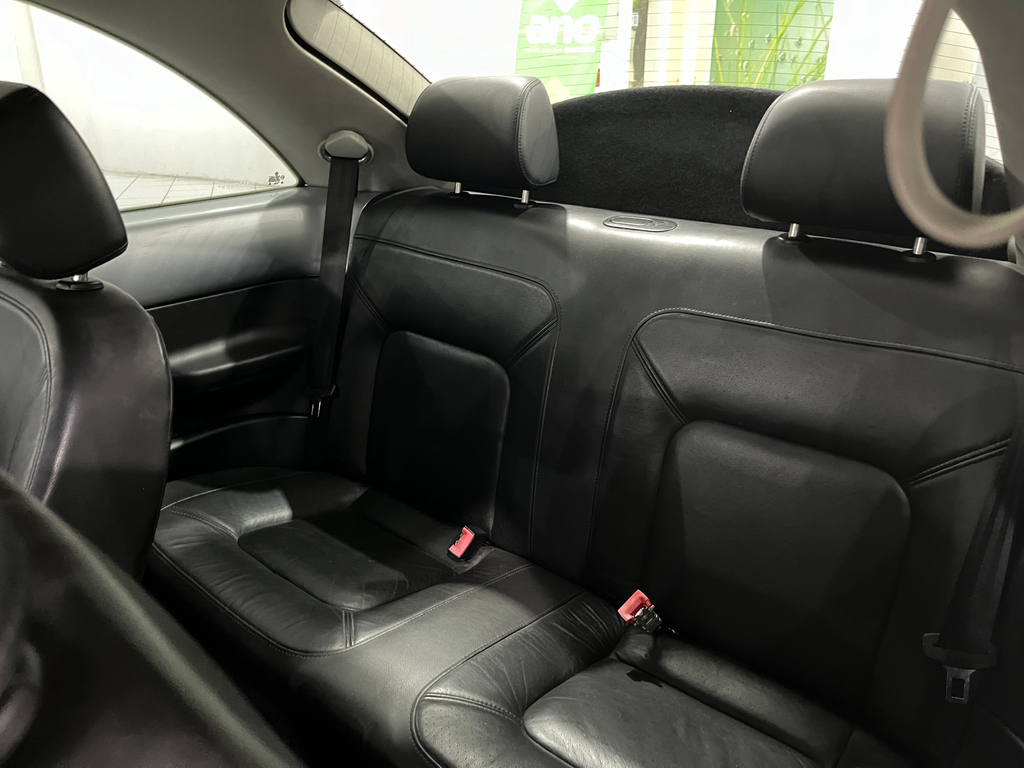 Volkswagen New Beetle Prata